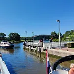 Chalet Park De Driesprong Nieuwveen